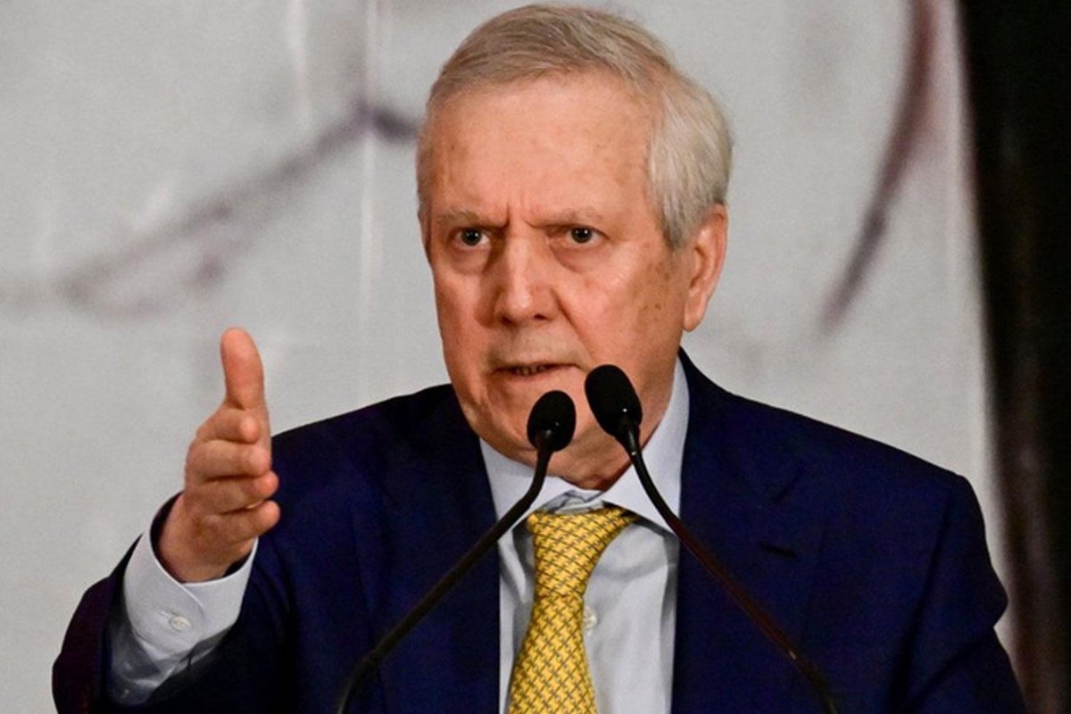 Fenerbahçe taraftarından Aziz Yıldırım'a istifa çağrısı