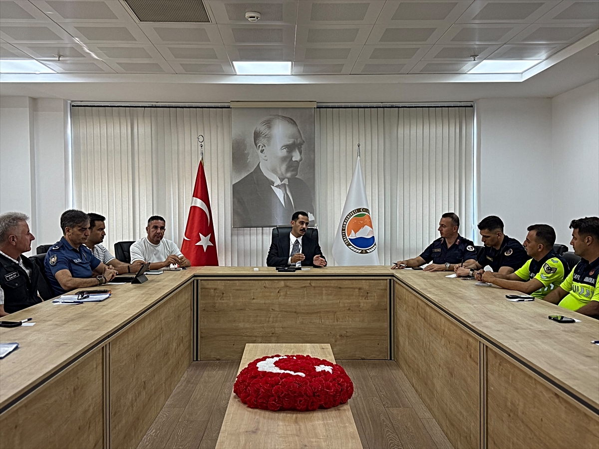 Finike'de Trafik Kazalarını Önleme Komisyonu kuruldu