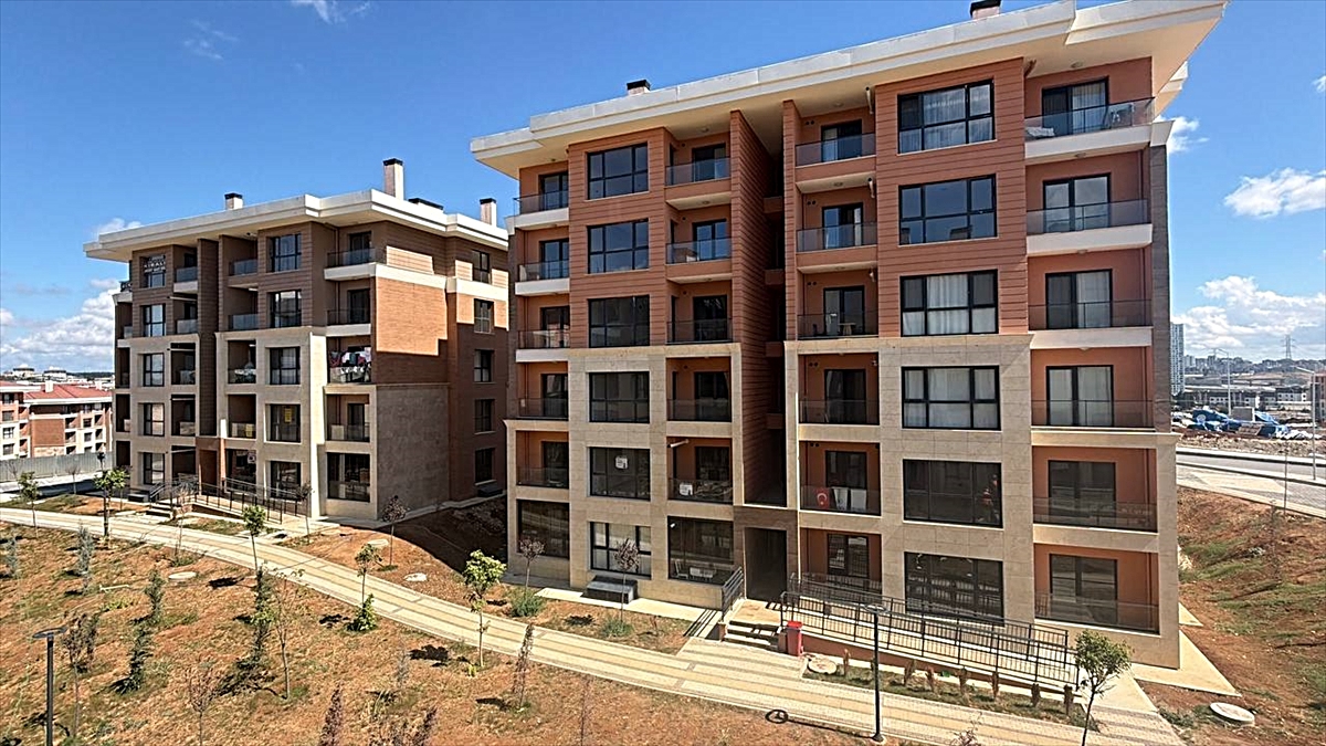 İstanbul’da Yüzyılın Konut Projesi’ndeki kiralık daireler tanıtıldı