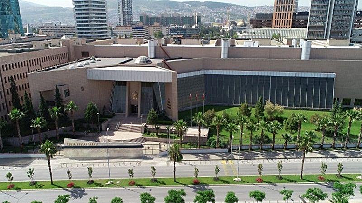 İzmir'de “Ailem Güvende” operasyonunda 16 şüpheli tutuklandı