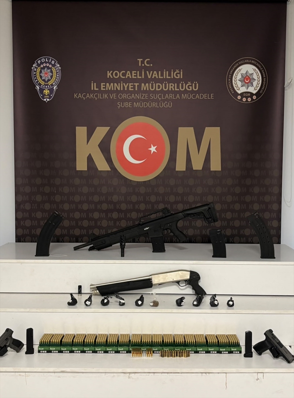 Kocaeli merkezli 'Sokaklar Güvende' operasyonunda 13 zanlı yakalandı