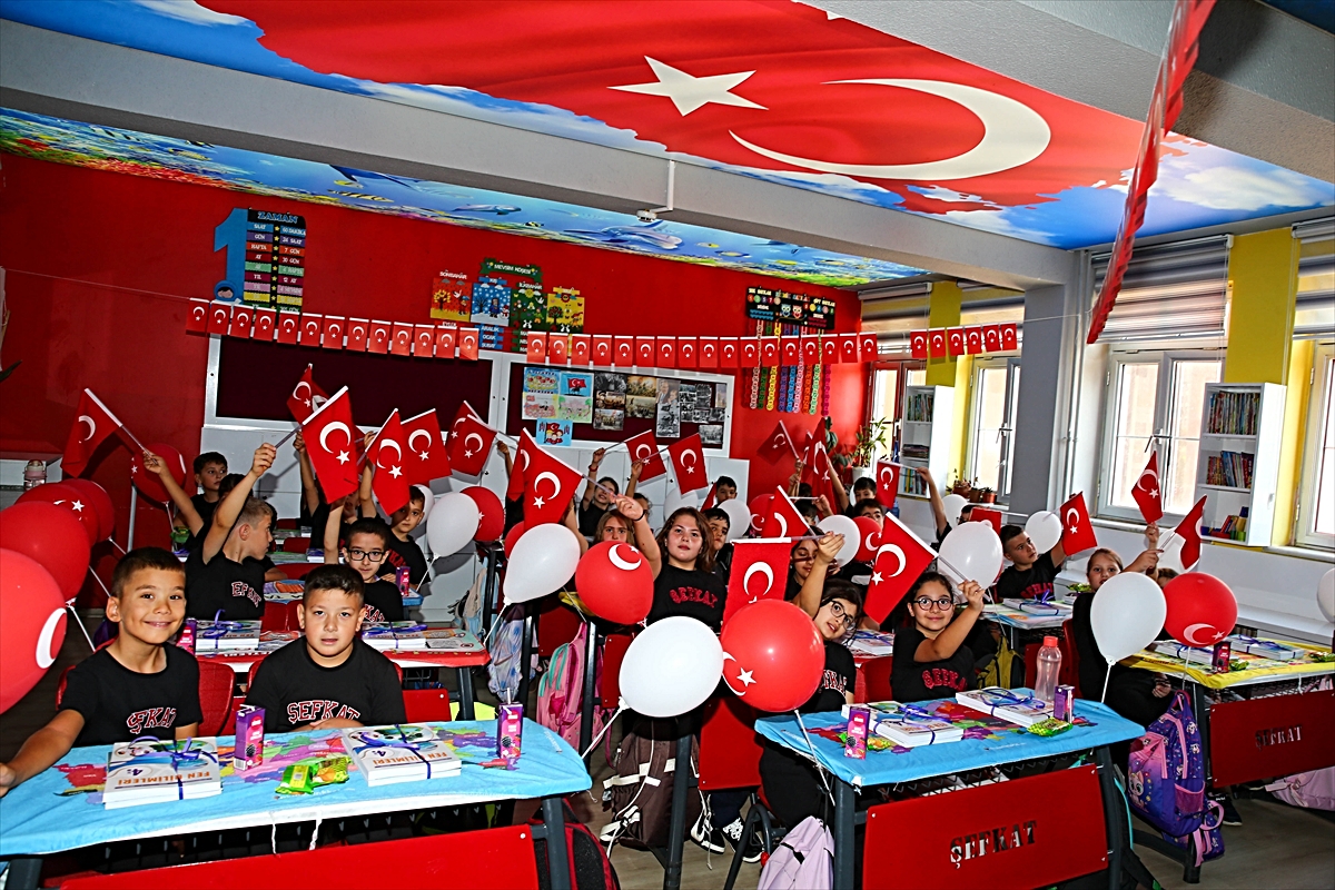 Nazilli ve Söke'de yeni eğitim öğretim yılı başladı