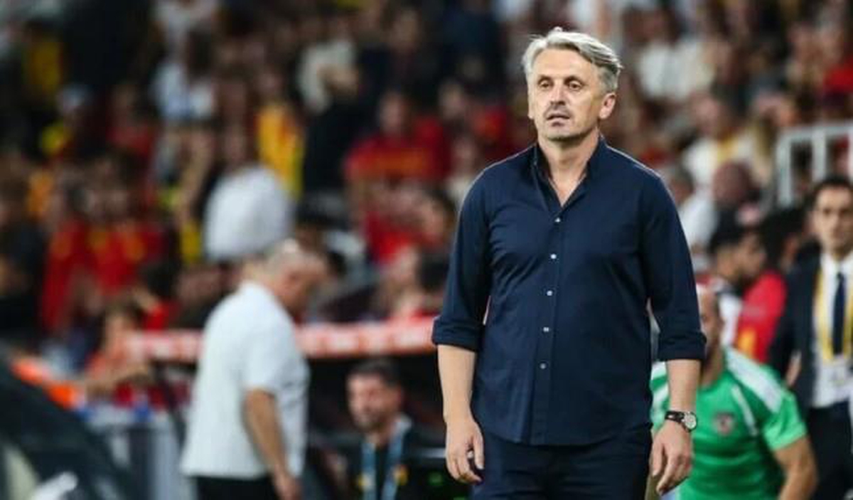 Orhan Ak kimdir, Orhan Ak kaç yaşında, nereli, hangi takımlarda oynadı, Galatasaray’da oynadı mı?