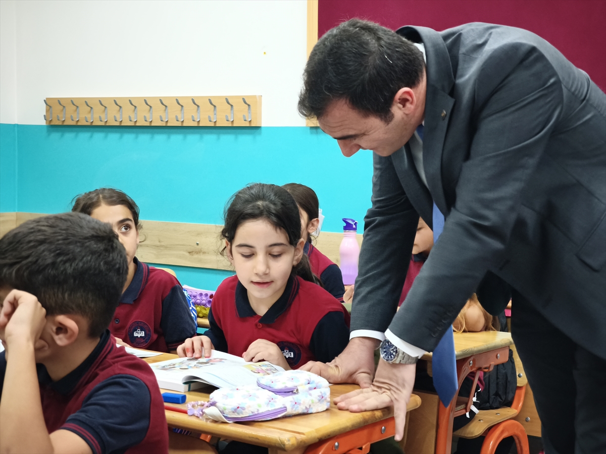 Solhan Kaymakam Ayaz'dan, dersbaşı yapan öğrencilere ziyaret