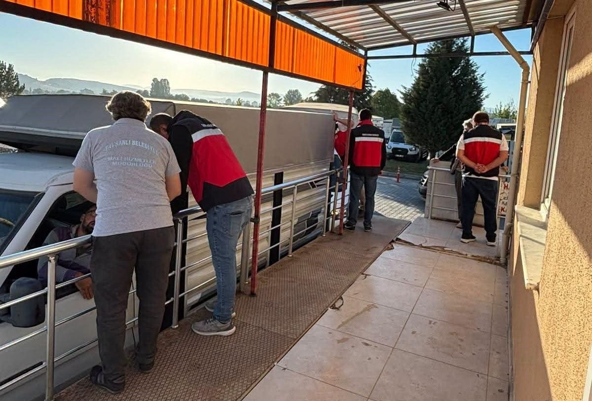 Tavşanlı hayvan pazarında sıkı denetim