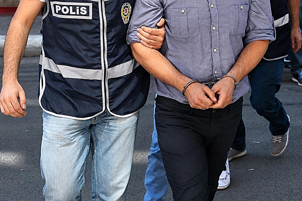Ülke genelinde 'Sokaklar Güvende' operasyonu! 2 bin 447 şüpheliye adli işlem yapıldı