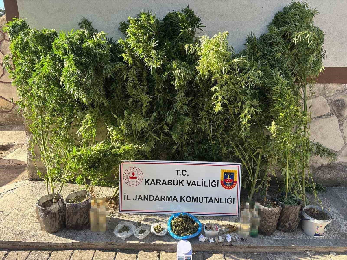 Uyuşturucu ve kaçakçılık operasyonu: 3 kişi gözaltına alındı