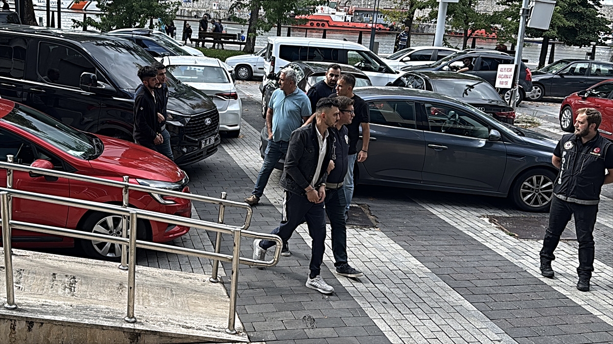 Zonguldak'ta ruhsatsız maden ocağındaki ölüme ilişkin gözaltına alınan 5 zanlı adliyede