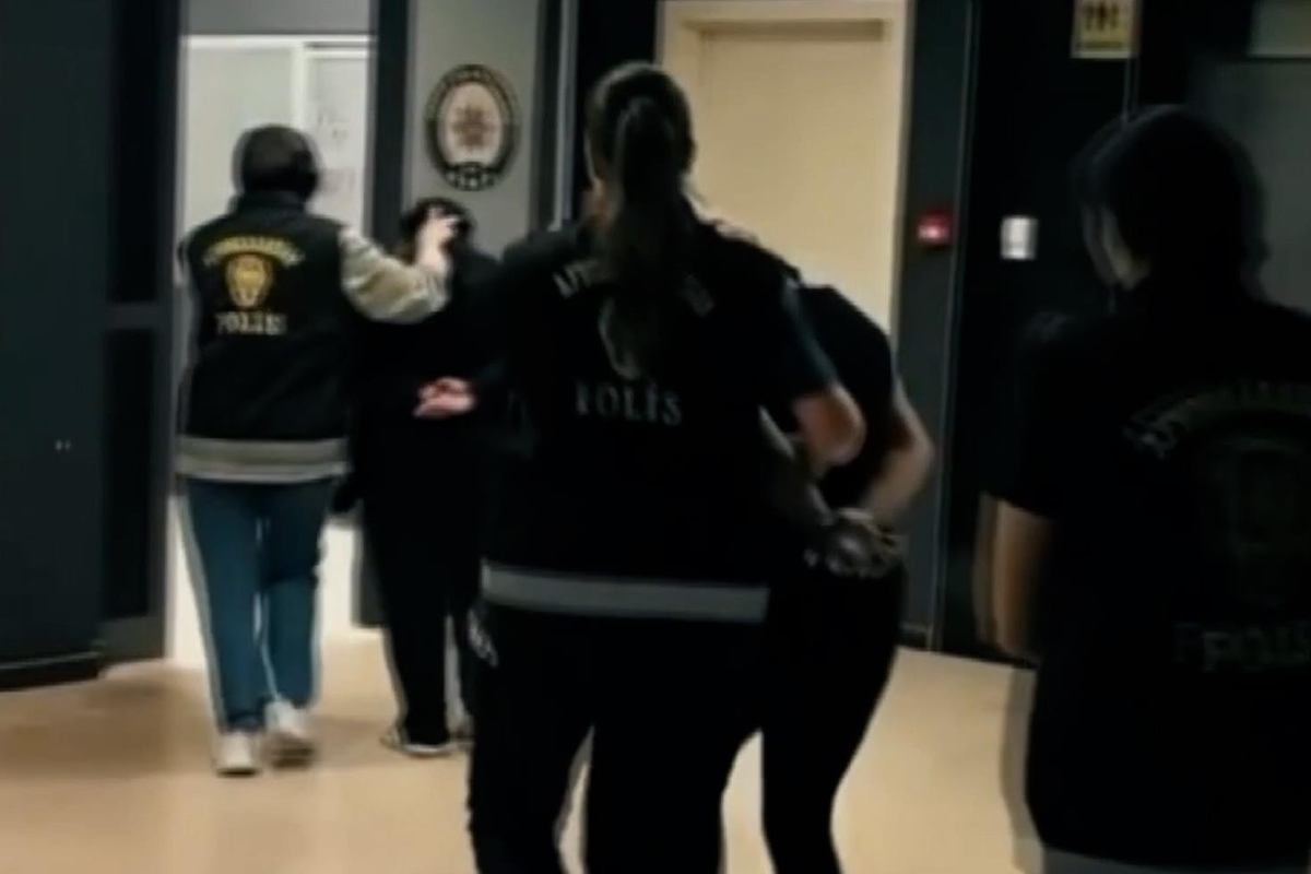 Böyle annelik olmaz! Çocuğunun fuhşa sürüklenmesine göz yumdu