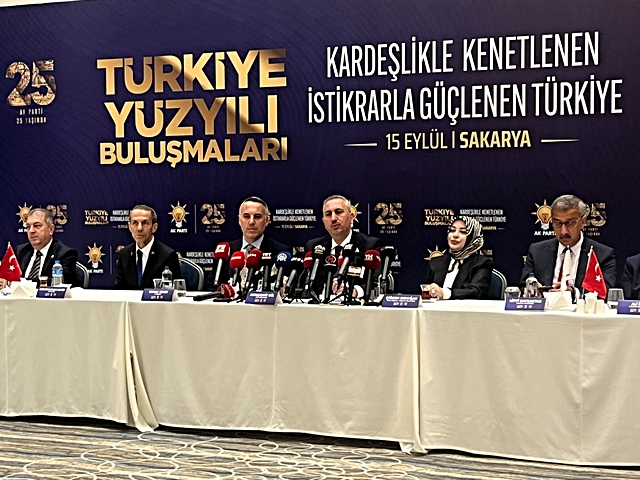 AK Parti Grup Başkanvekili Gül, Erdoğan'ın yeniden adaylığı konusunda net mesaj verdi