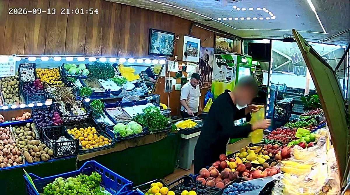 Avcılar’da 1 bin 350 liralık meyveyi alıp, 'ödeme tamam' diyerek gitti
