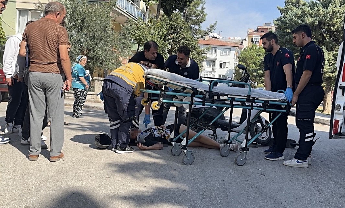 Burdur’da motosiklet ile scooter çarpıştı: 1 yaralı