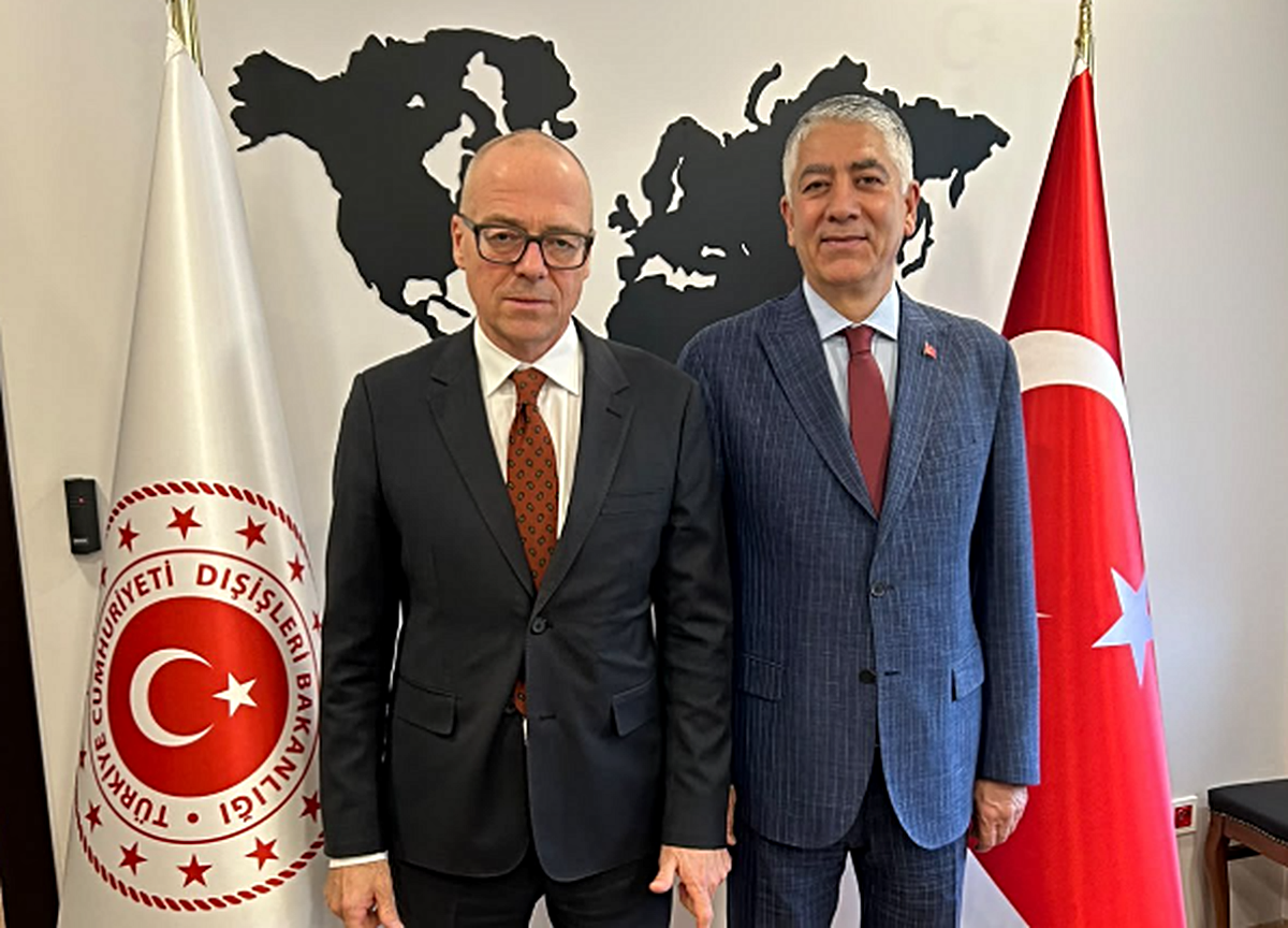 Dışişleri Bakan Yardımcısı Özel, İsviçre Federal Göç Devlet Sekreteri Mascioli ile görüştü