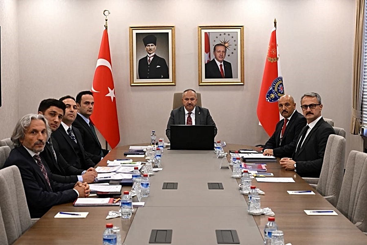 Emniyet Genel Müdürü Fidan başkanlığında 'Uyuşturucu Raporu Değerlendirme Toplantısı'