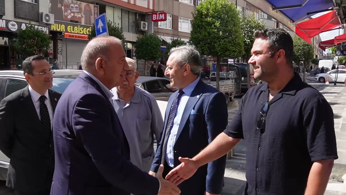 Gürsel Tekin Ümraniye’de tekstil esnafını dinledi
