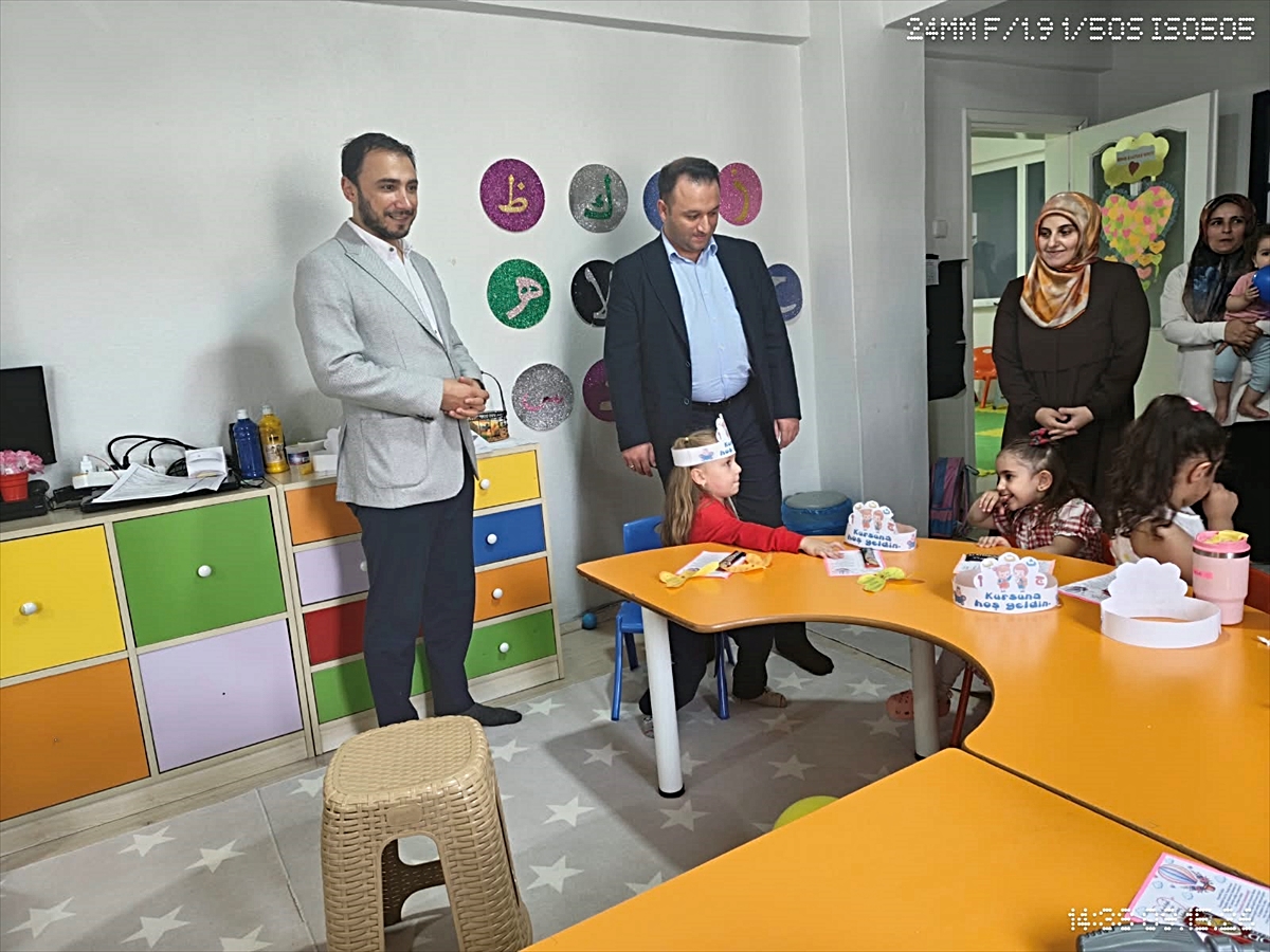 Hanönü Kaymakamı Uslu, Kur'an kursunu ziyaret etti