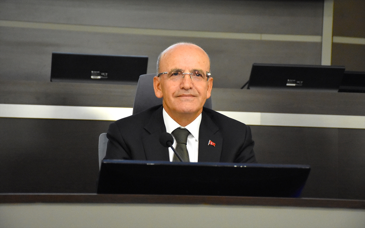 Hazine ve Maliye Bakanı Şimşek, Aksaray'da ziyaretlerde bulundu