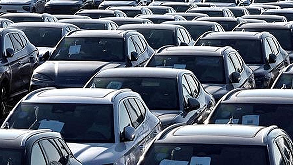 Hindistan'da otomobil toptan satışları ağustosta rekor seviyeye ulaştı