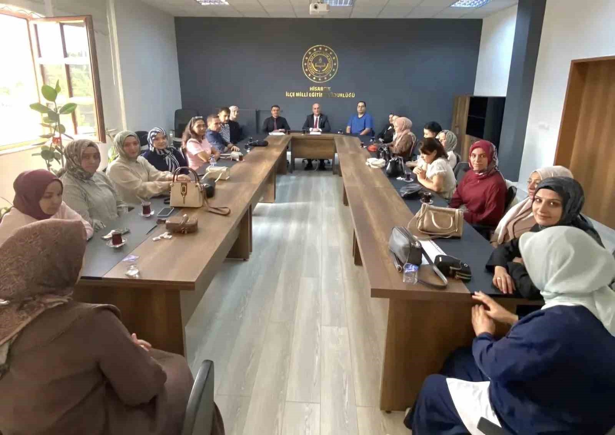 Hisarcık’ta ücretli öğretmenlerle yeni eğitim yılı toplantısı