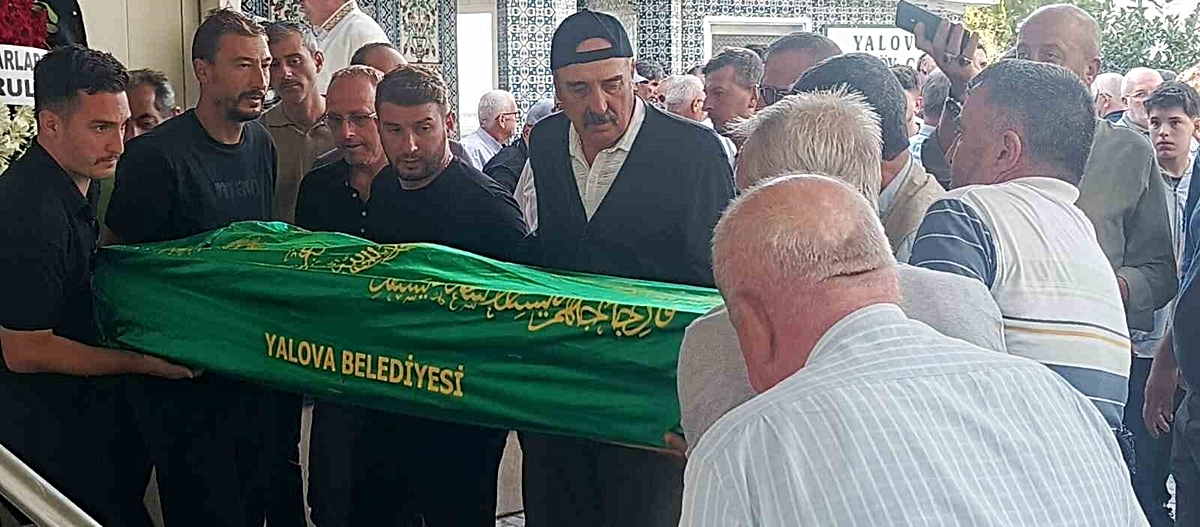 İznik Gölü’nde hayatını kaybeden öğretmen Yalova’da toprağa verildi