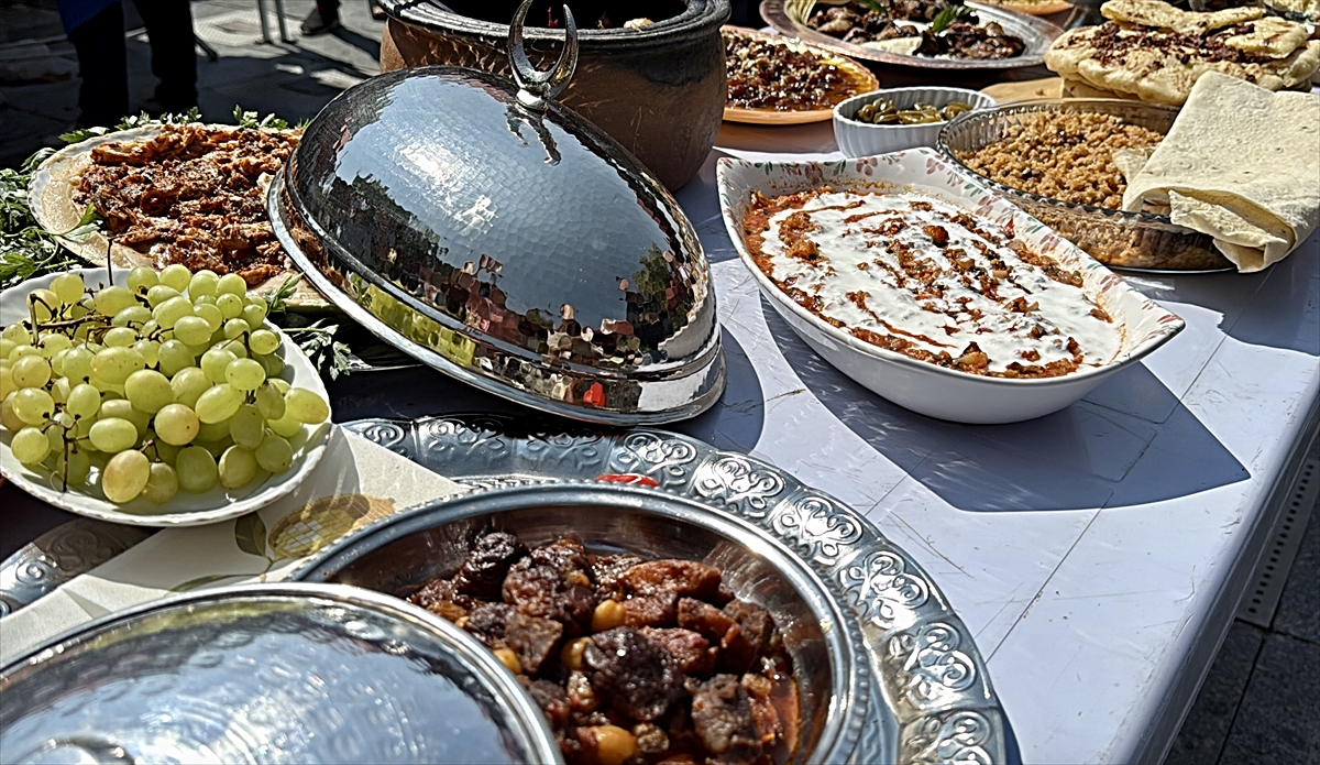 Kırşehir'de 39. Ahilik Haftası kapsamında yöresel yemekler yarıştı