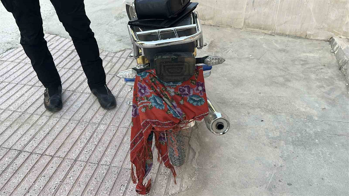 Burdur'da polisten kaçan motosikletli ehliyet sınavına girdi! Çıkışta yakalanıp 390 bin TL ceza yedi