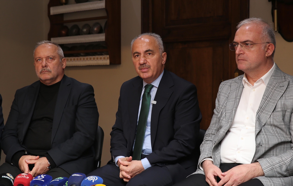 Rize Belediye Başkanı Metin, basın mensuplarıyla bir araya geldi