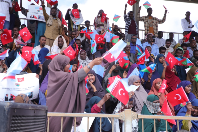 Somali'de Türkiye'ye destek gösterileri düzenlendi