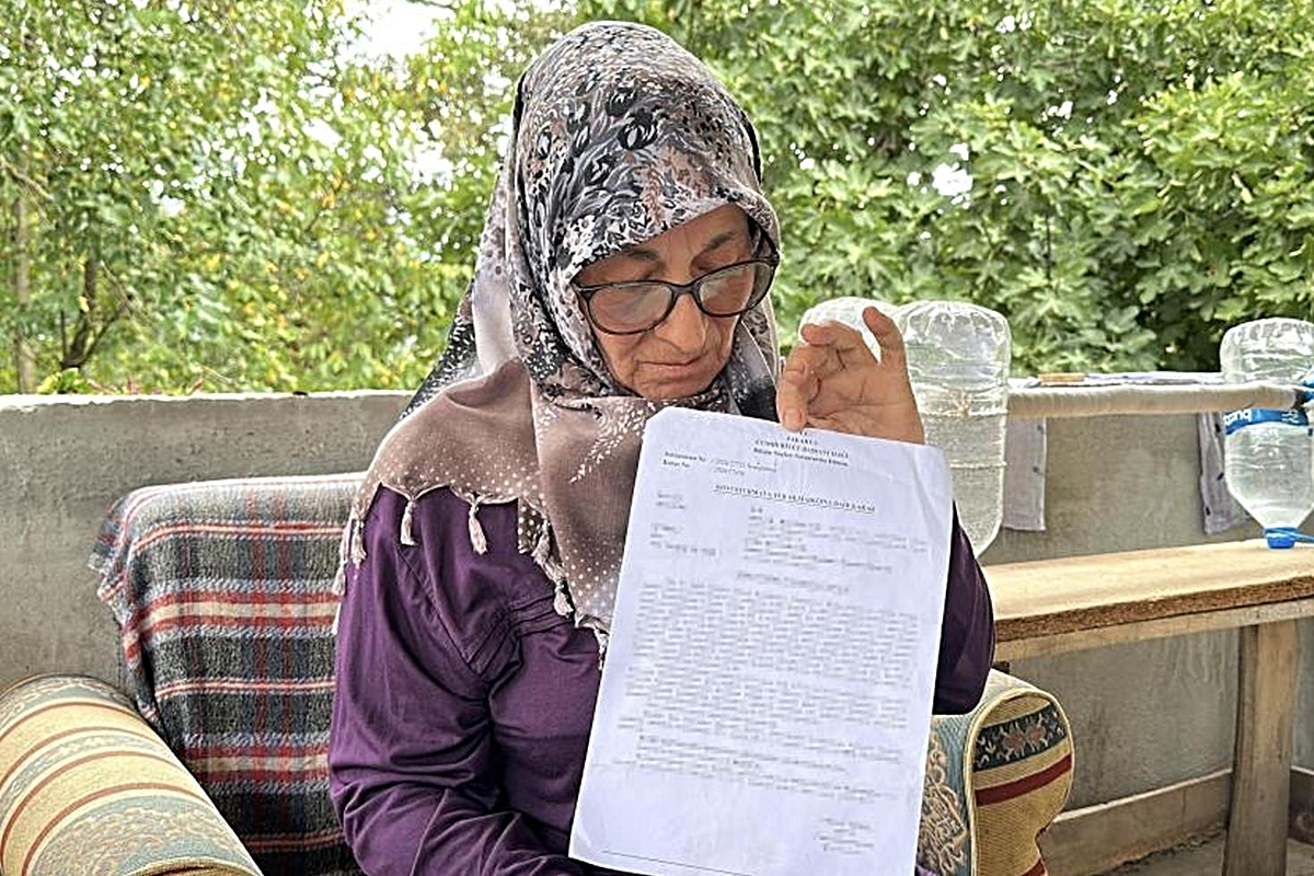 3 kızını da evlatlıktan reddetmek istiyor: Beni soyup soğana çevirdiler