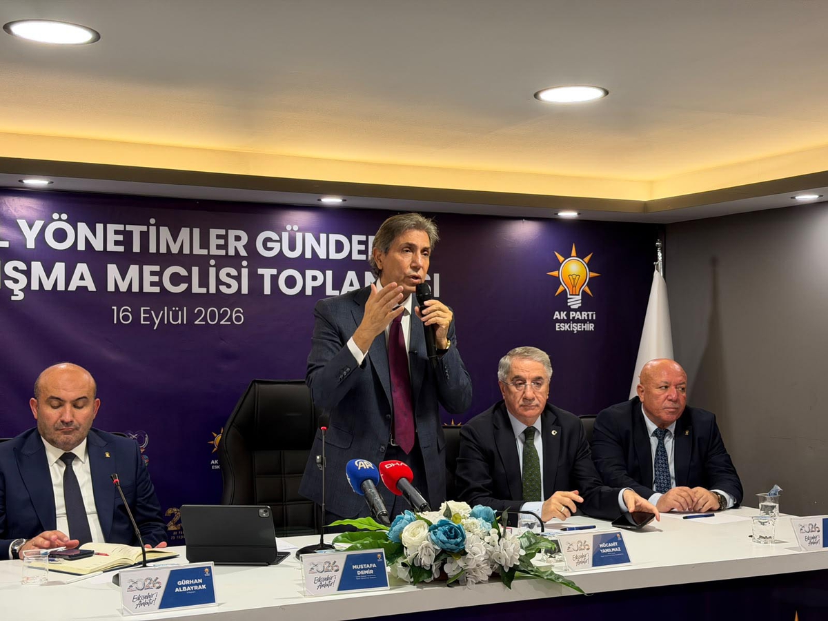 AK Parti'li Demir: CHP'nin iki yakasının bir araya geleceğini düşünmüyorum