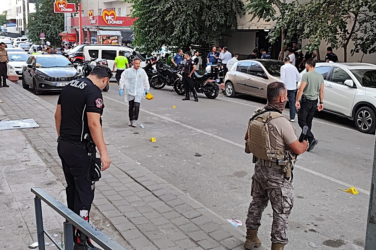 Batman’da iki grup arasında silahlı kavga çıktı: 3 kişi yaralandı