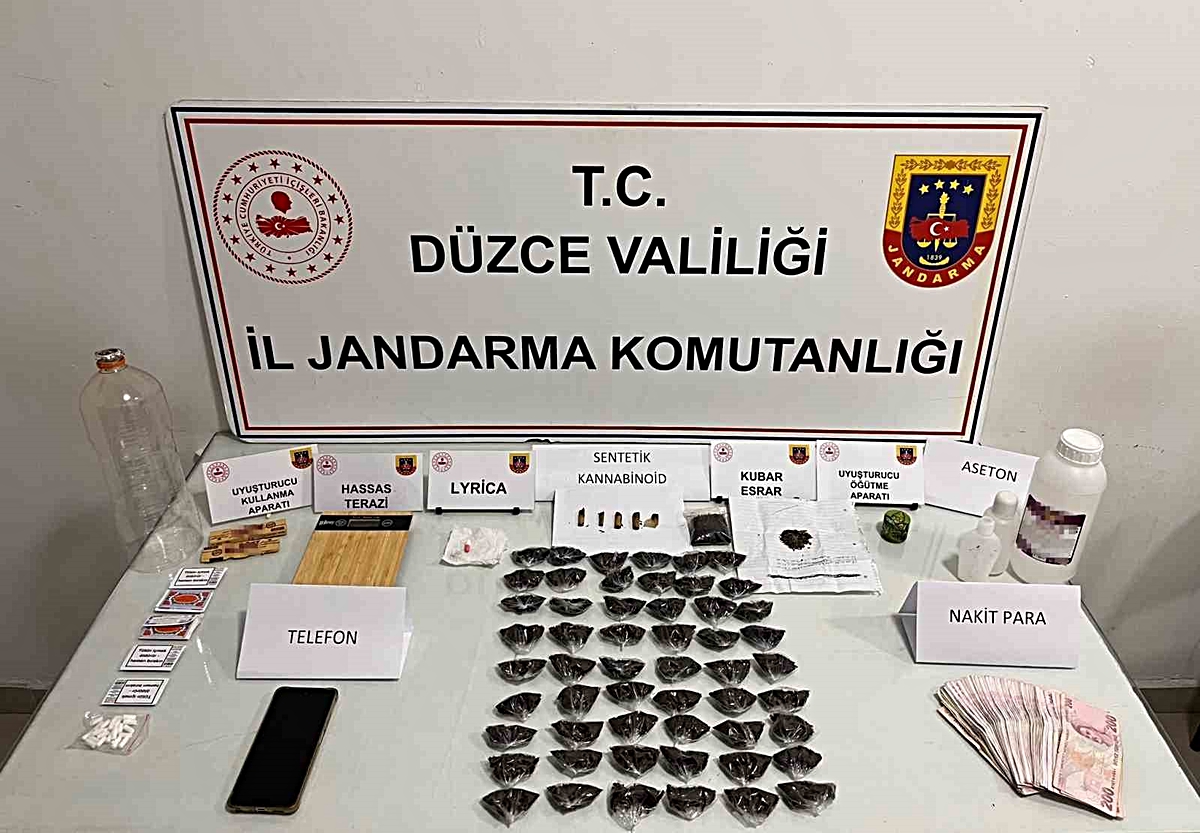 Düzce’de jandarmadan uyuşturucu operasyonu