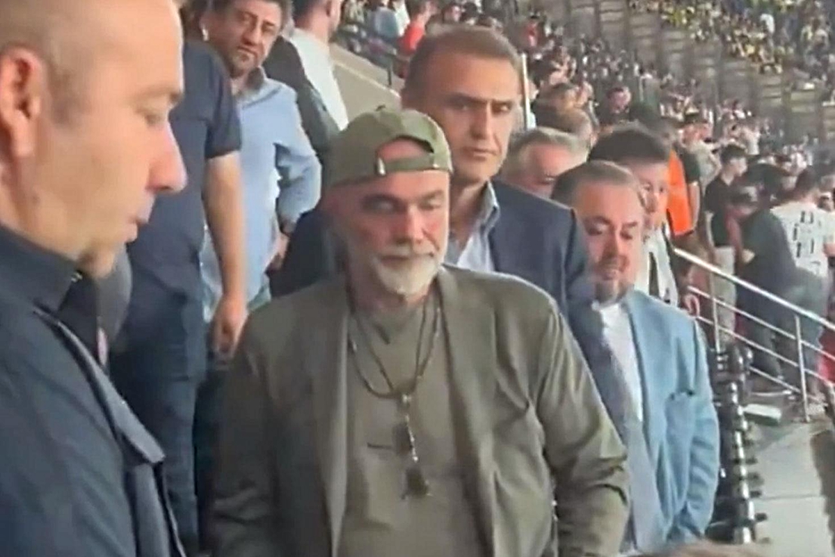Görüntüler günler sonra ortaya çıktı! Fenerbahçe'ye maç sonunda bu şarkıyı çalmışlar