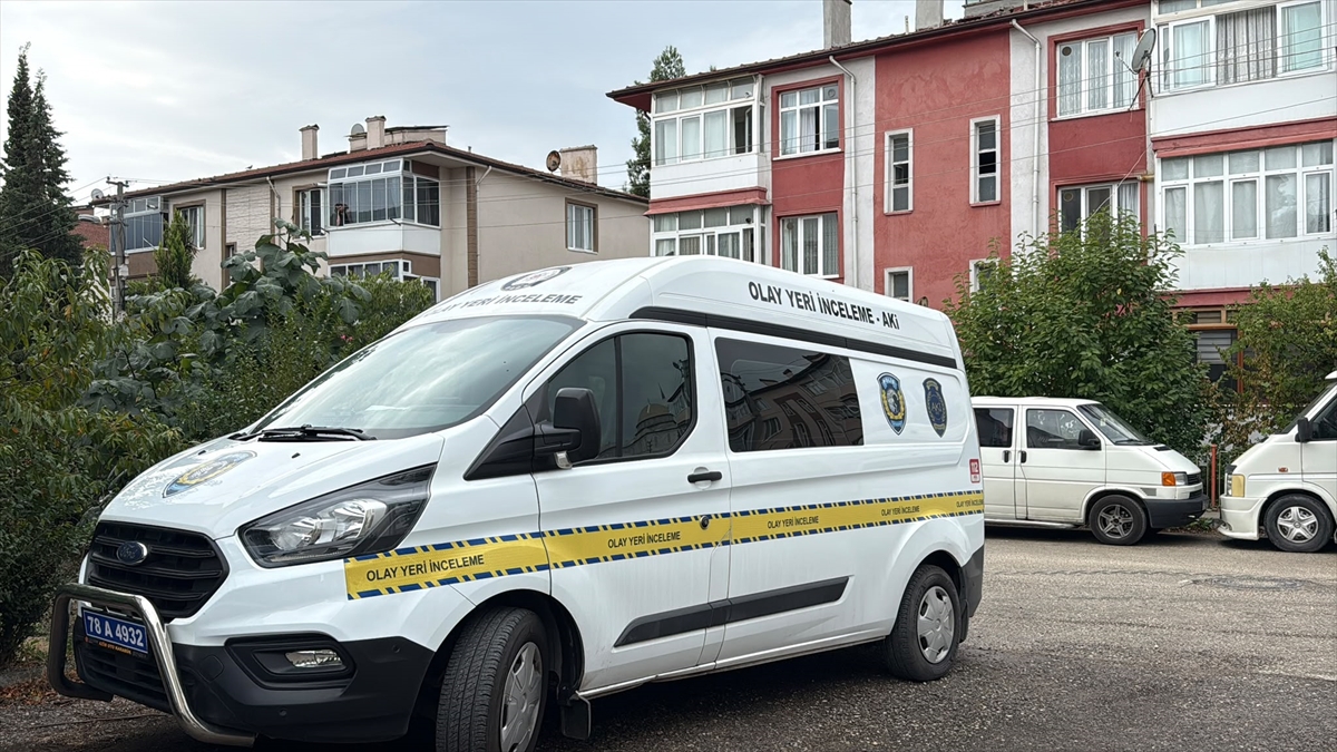 Karabük'te 3. kattan düşen çocuk ağır yaralandı
