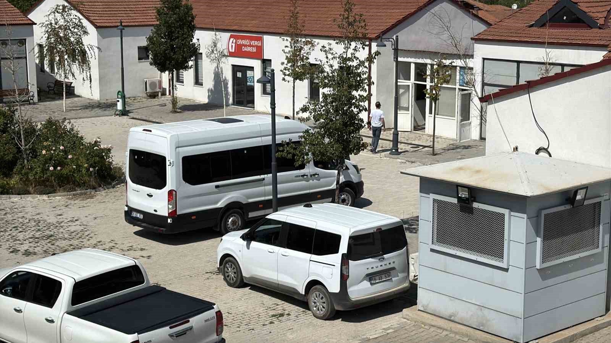 Büşra bebek soruşturmasında dikkat çeken önlem! Adliyeye götürüldüler
