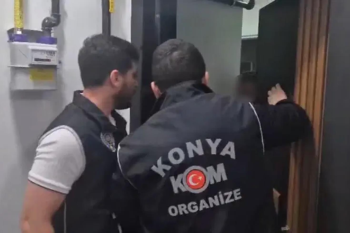 Konya'da "Kıskaç" operasyonunda 20 zanlı yakalandı