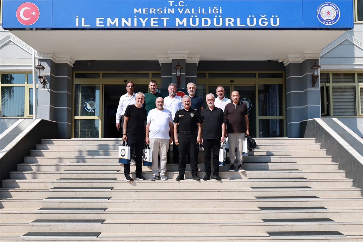 Mersin İl Emniyet Müdürü Fahri Aktaş emekli polisleri ağırladı