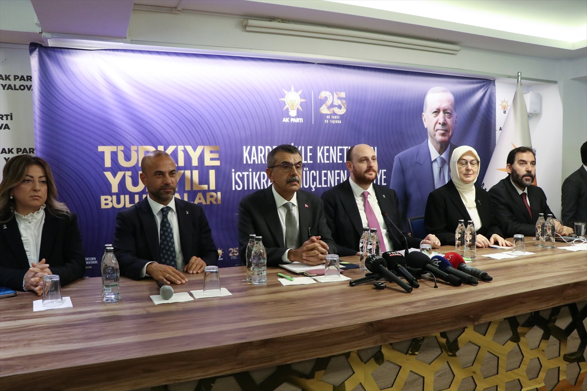 Milli Eğitim Bakanı Tekin, AK Parti Yalova İl Başkanlığı’nda konuştu: