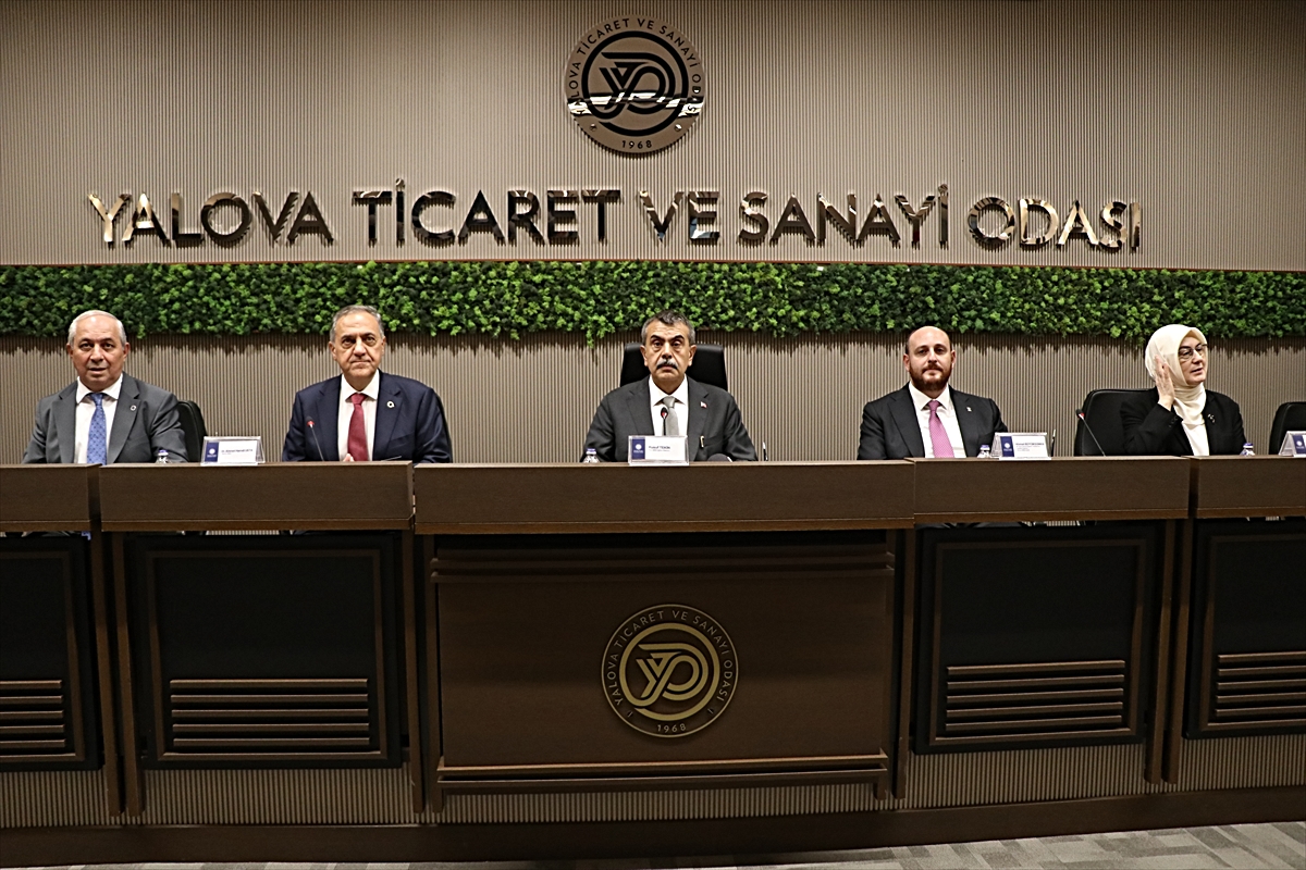 Milli Eğitim Bakanı Tekin, Yalova'da Mesleki Eğitim ve Sanayi Buluşması'nda konuştu: