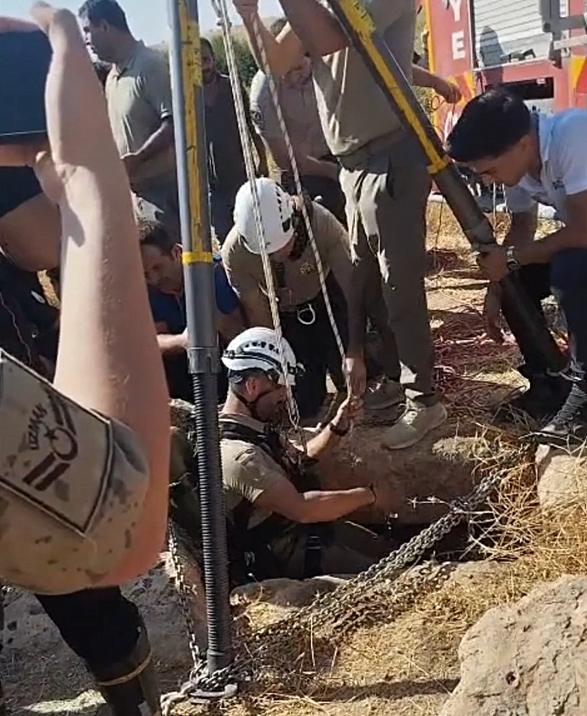 Şanlıurfa'da koyun otlatan Hamit Taş, 140 metrelik kuyuya düşerek hayatını kaybetti