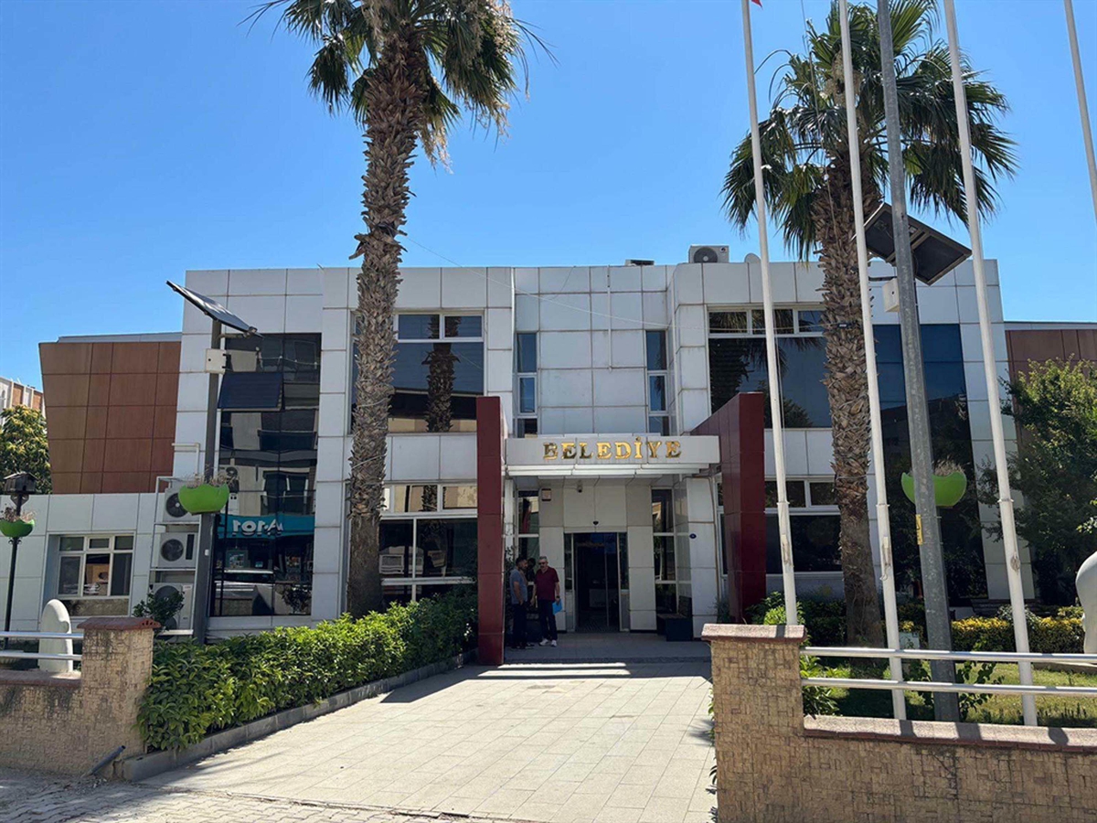 Seferihisar Belediyesinde 'rüşvet' soruşturmasında 29 tutuklama