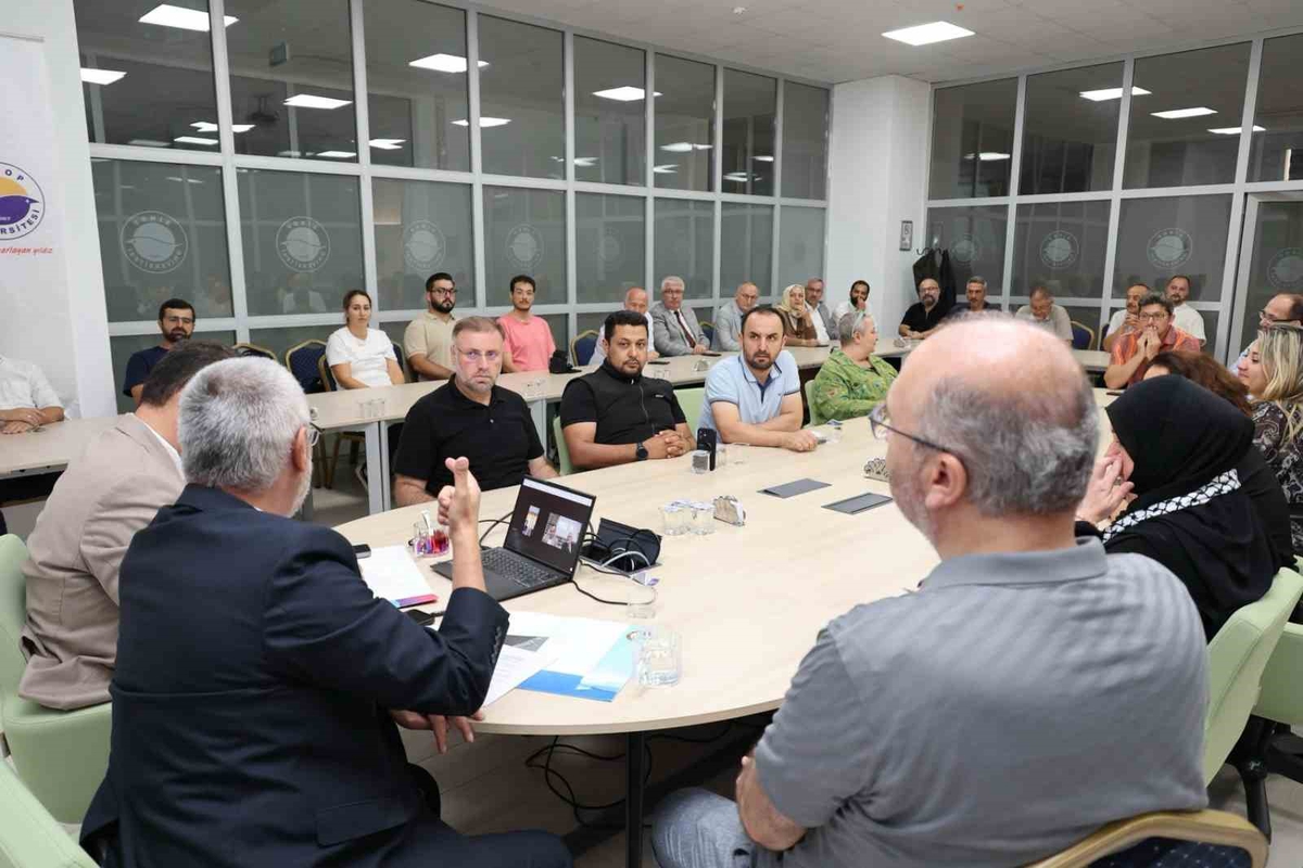Sinop’ta 'Gazze: Bilim, Hakikat ve İnsan' söyleşisi