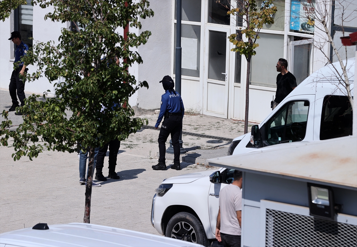 Sivas'ta 11 aylık bebeğin kaybolmasına ilişkin soruşturma kapsamında 9 zanlı adliyede