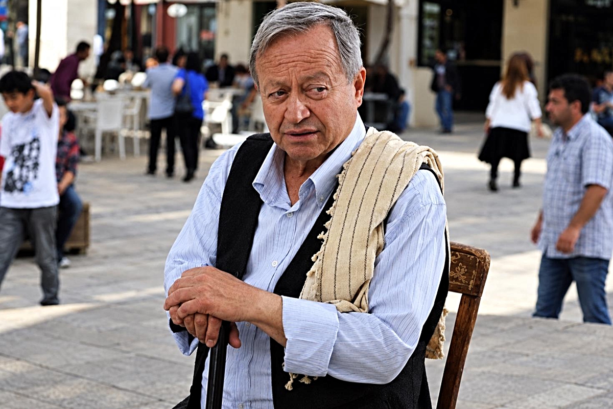 Usta tiyatrocu Münir Canar hayatını kaybetti