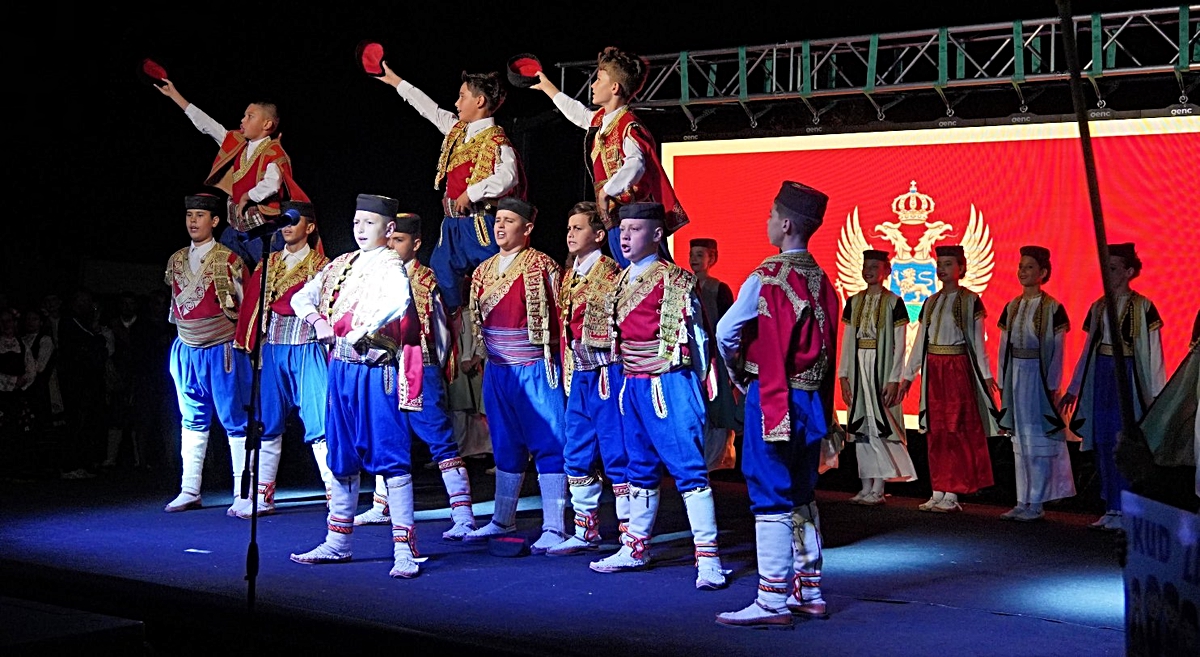 24. Sarımsaklı Trophy Festivali'nde kültürler buluştu