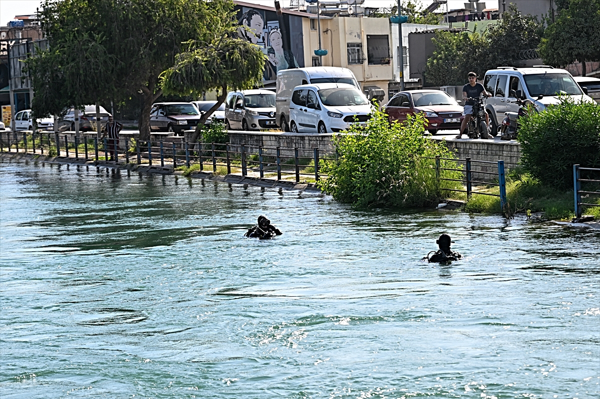 Adana'da sulama kanalına düşen kişi kayboldu