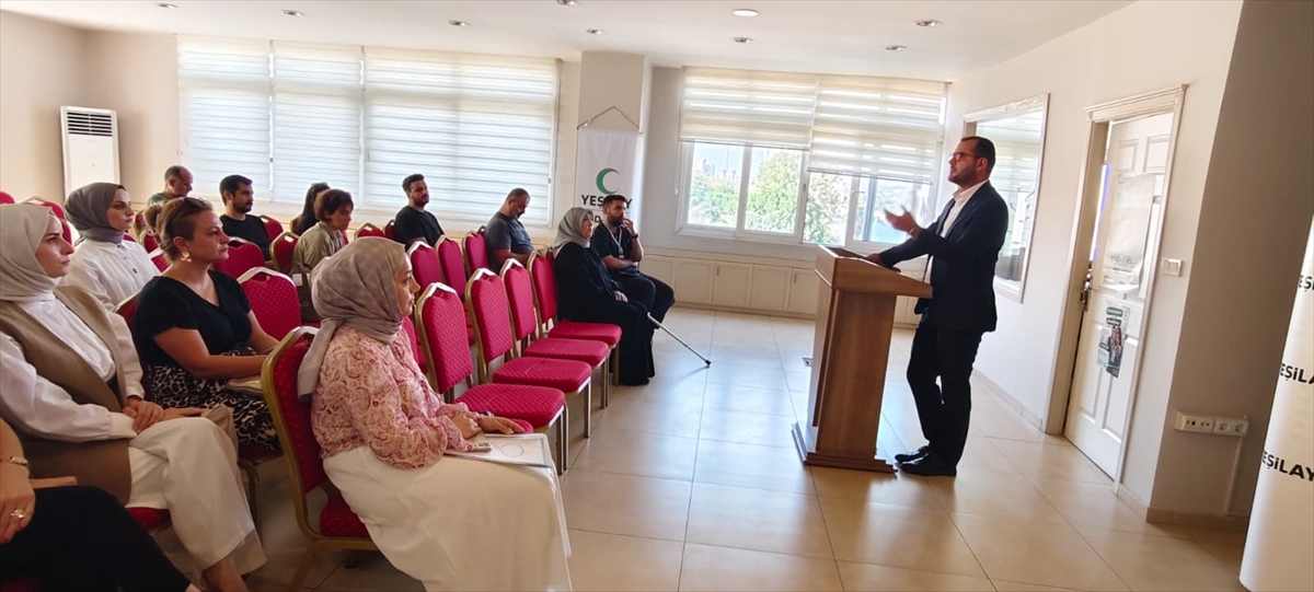 Adana'da Yeşilay, bağımlılıkla mücadele çalışmalarını sürdürecek