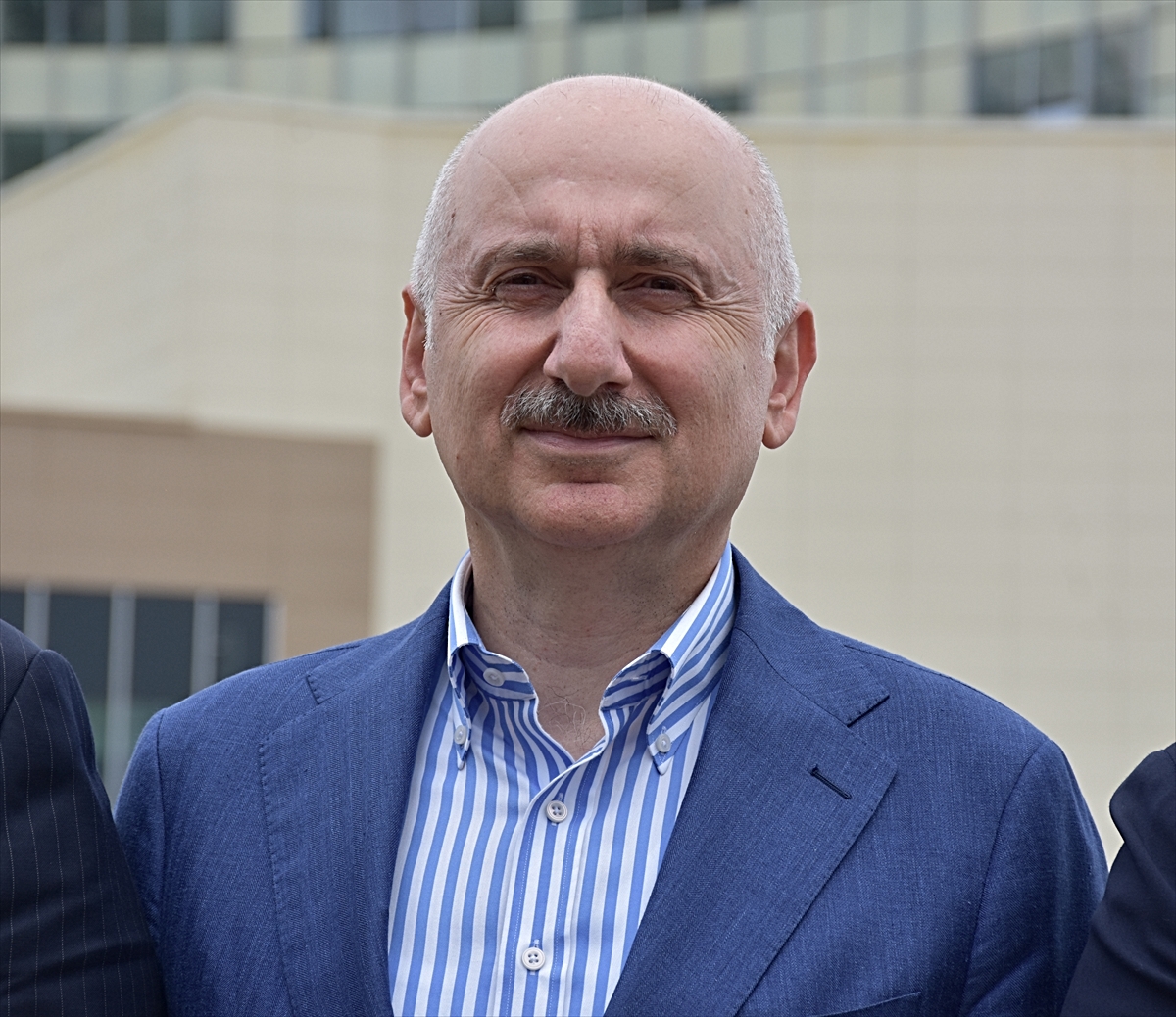 AK Parti Trabzon Milletvekili Karaismailoğlu, Trabzon Şehir Hastanesi inşaatında incelemede bulundu