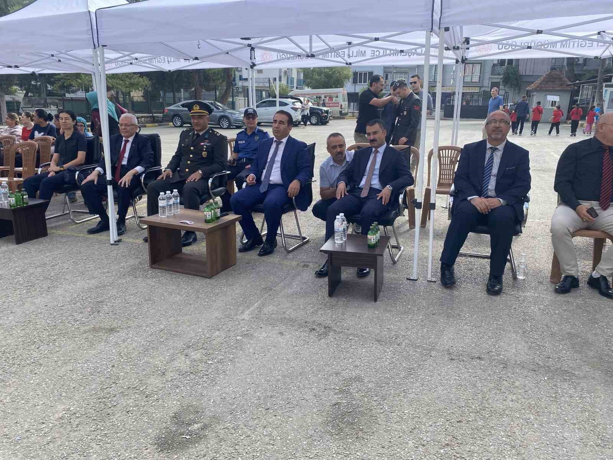 Alaşehir’de İlköğretim Haftası kutlandı