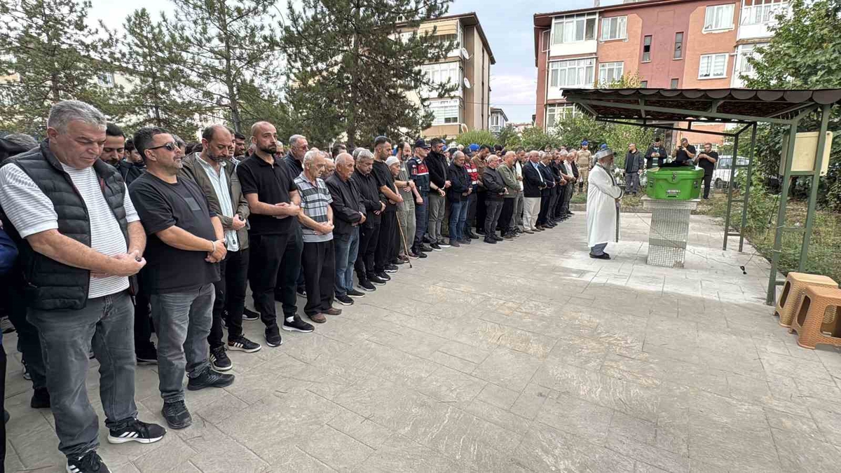 Amasra’daki kazanın ardından acı veda: Cansu öğretmen toprağa verildi